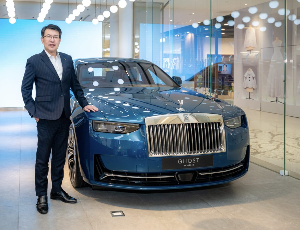ในอารมณ์ 'Inspiring Greatness. Driven by ...