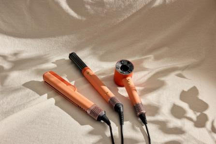 พร้อมต้อนรับ สกาย วงศ์รวี ขึ้นแท่น Friend of Dyson ...