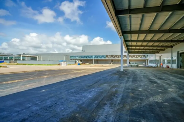 การทำหลังคาโรงรถเป็นหนึ่งในงานต่อเติมบ้าน...