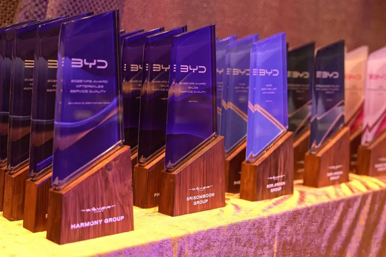 บีวายดี ประเทศไทย มอบรางวัลผู้จำหน่ายดีเด่น KUNLUN ...