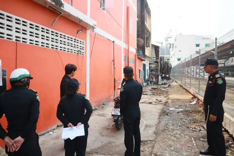 นายนรเทพ ชูพูล ผู้อำนวยการเขตปทุมวัน กทม....