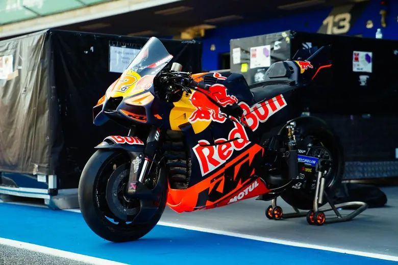 "เอฟไอเอ็ม" ไฟเขียวให้ทีมแข่งในศึก โมโตจีพี แกะกล่อ...