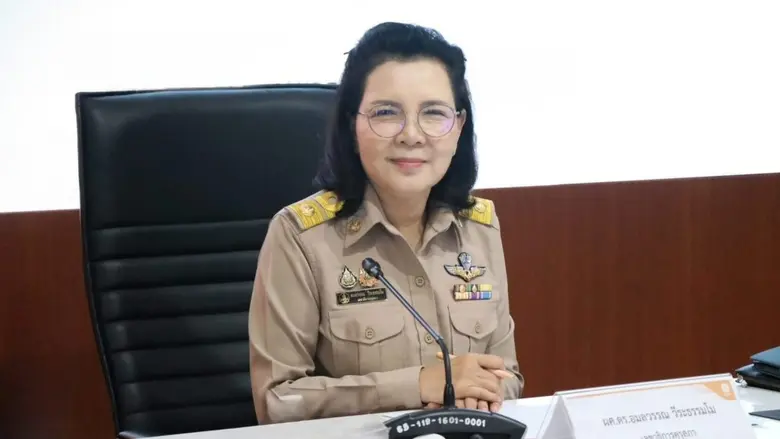 ผศ.ดร. อมลวรรณ วีระธรรมโม เลขาธิการคุรุสภ...