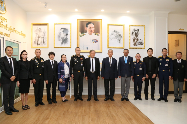 พลเอกบุญสร้าง เนียมประดิษฐ์ อดีตผู้บัญชาก...