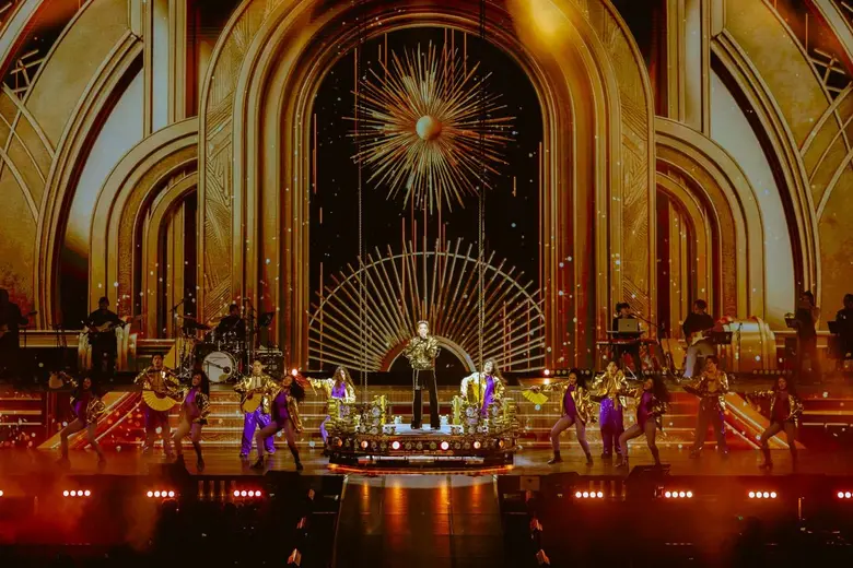 สร้างปรากฏการณ์สมศักดิ์ศรีไอคอนแห่งยุค 20...