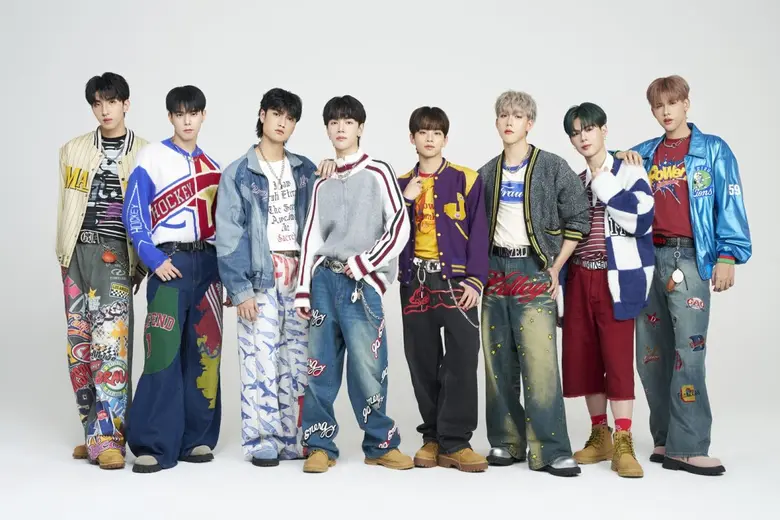 เลื่อนชั้นเลเวลอัพสู่ศิลปินทีป็อปในดวงใจแ...