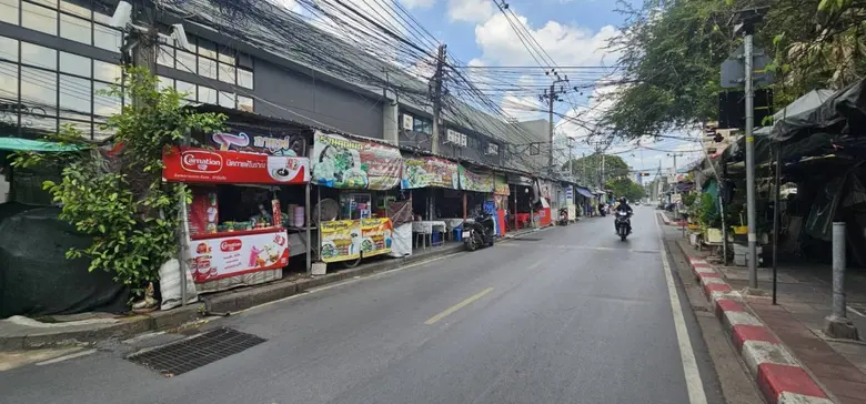 นายนรเทพ ชูพูล ผู้อำนวยการเขตปทุมวัน กทม. กล่าวถึงค...