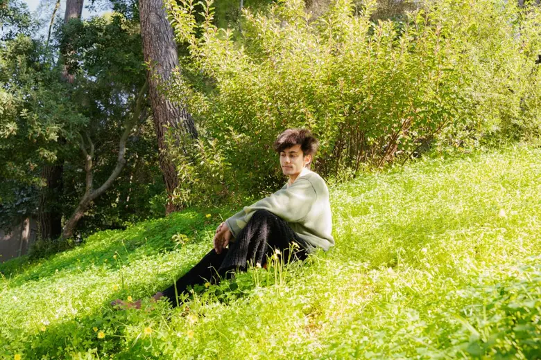 aron! ศิลปินดาวรุ่งมาแรงวัย 22 ปี กับแนวด...