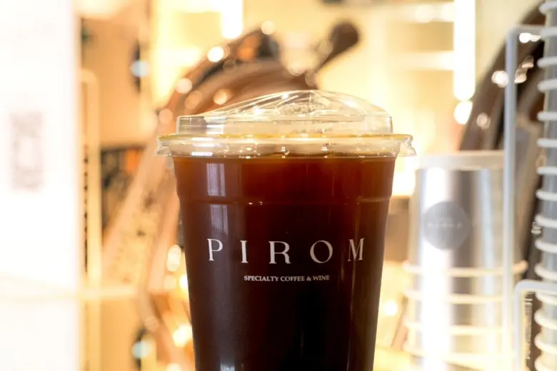 พีบี กรูพ เทรดดิ้ง เปิดตัว "Pirom" (ภิรมย์) Specialty Coffee & Wine Concept ใหม่ ปักหมุดที่สิงห์ คอมเพล็กซ์ ใจกลางอโศก