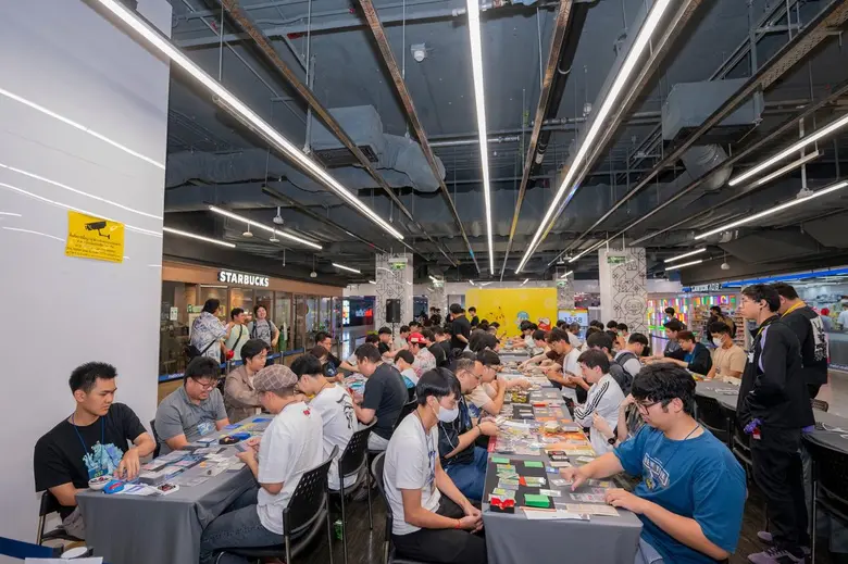 Metro Mall จับมือ BEM - B2S - TSCC จัดศึก "B2S Pokemon TCG Battle Tournament 1/2026" ครั้งแรก เปิดพื้นที่ MRT สู่คอมมูนิตี้คนรักโปเกมอน ปักหมุดอีเวนต์อย่างต่อเนื่อง