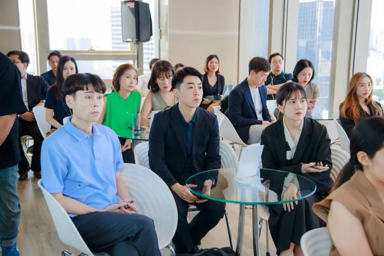 สถาพร เอสเตท เดินเกมจัด Agent Day ตอกย้ำศักยภาพ โครงการ "เดอะ คราวน์ เรสซิเดนท์เซส" (THE CROWN Residences) ลักชัวรีคอนโดฯ Freehold พร้อมอยู่ หนึ่งเดียวติดถนนพระราม 4