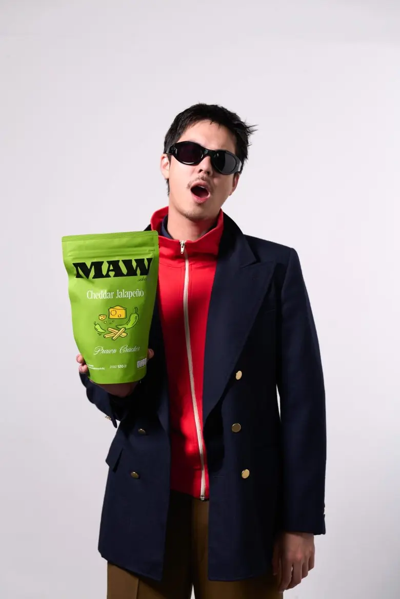 "พีช พชร" เปิดตัว MAW เดินเกมรุกตลาดขนมพรีเมียม จับเทรนด์ Affordable Indulgence ปั้นข้าวเกรียบกุ้งสไตล์ Global Taste