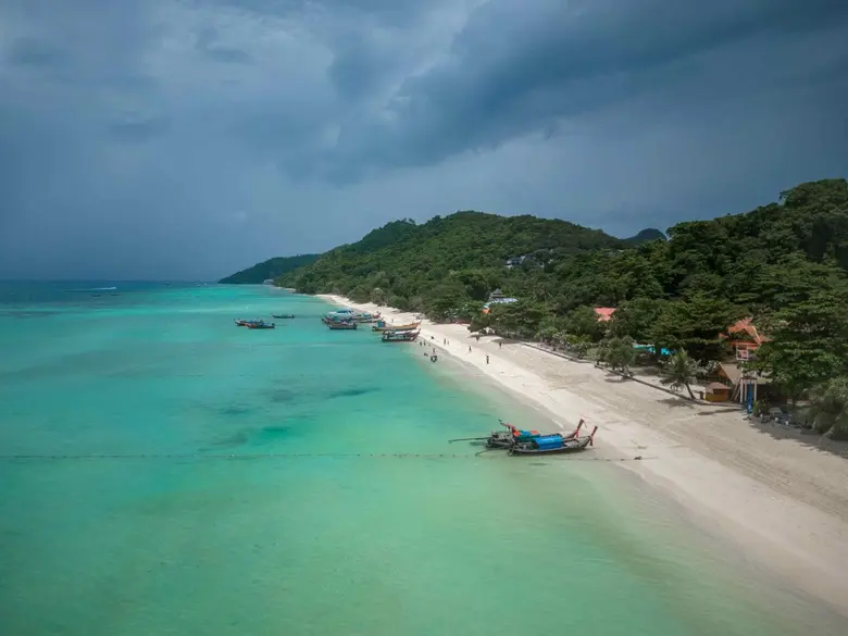 OUTRIGGER Phi Phi Island Resort ชวนสัมผัสการพักผ่อนในแนวคิด "Soul of Rest" ผ่านการออกแบบที่ยั่งยืนและแรงบันดาลใจจากท้องถิ่น