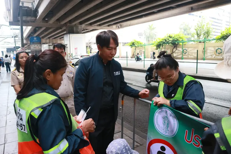 นายนรเทพ ชูพูล ผู้อำนวยการเขตปทุมวัน กทม....