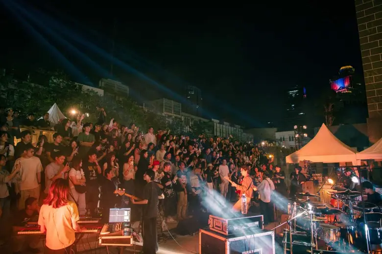 เปิดปีก็มีโมเมนต์ที่ตราตรึงคนรักเสียงเพลง...