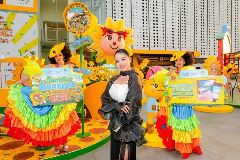 3 ศูนย์การค้าในเครือเอ็ม บี เค ได้แก่ เอ็...