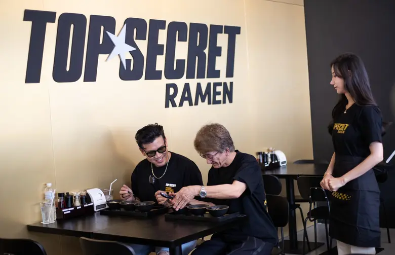 บริดจสโตนร่วมฉลอง Grand Opening "TOP SECRET THAILAND SHOP" แลนด์มาร์กใหม่ของสาวก JDM พร้อมยกทัพยาง BRIDGESTONE POTENZA ปลุก DNA ความสปอร์ตเต็มสมรรถนะ