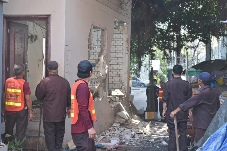 นางพรพัน วัฒนสินธุ์ ผู้อำนวยการเขตบางรัก กทม. กล่าว...