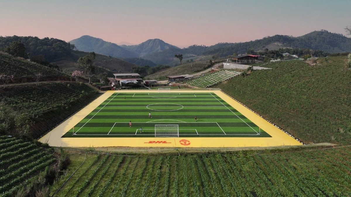 แคมเปญ "Delivering Dreams" ของ DHL Expres...