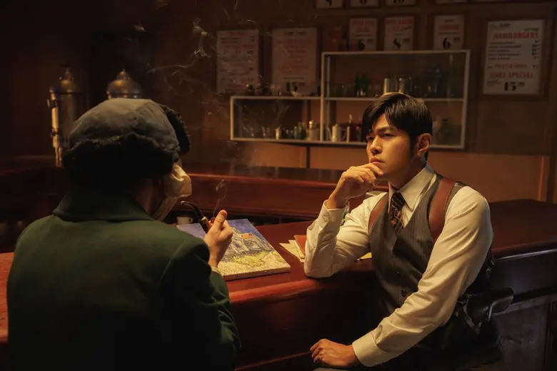 Jay Chou กลับมาปลุกกระแส Mandopop อีกครั้ง ด้วยเพลงใหม่ "Children of the Sun" เอ็มวีภาพสวยยาว 7 นาทีจากฝีมือผู้กำกับ Avatar พร้อมอัลบั้มเต็มชุดที่ 16 ที่แฟน ๆ เฝ้ารอกว่า 4 ปี