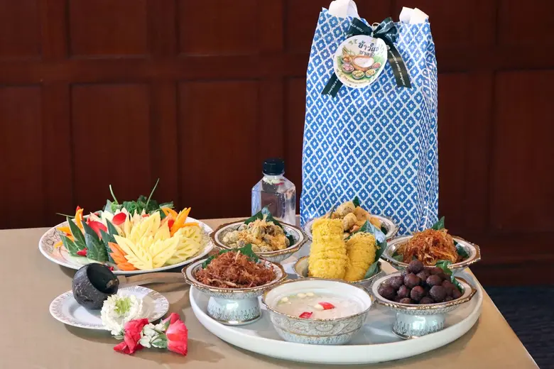 The Emerald Coffee Shop of the Emerald Hotel proudl...