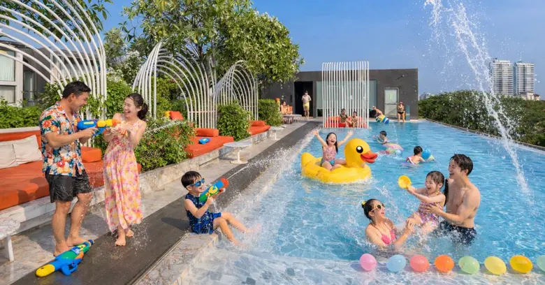 หนีความวุ่นวายในกรุงเทพฯ แล้วมาฉลองสงกราน...