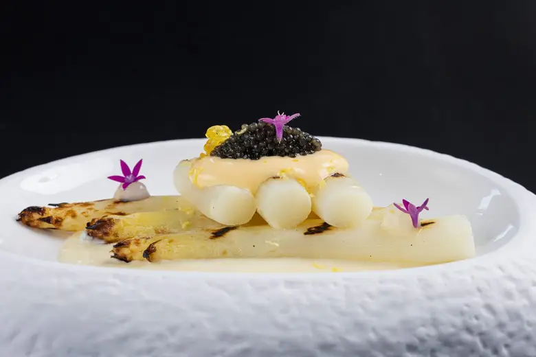 เริ่มต้นฤดูกาลใหม่ ขอเชิญคุณร่วมค้นพบความ...