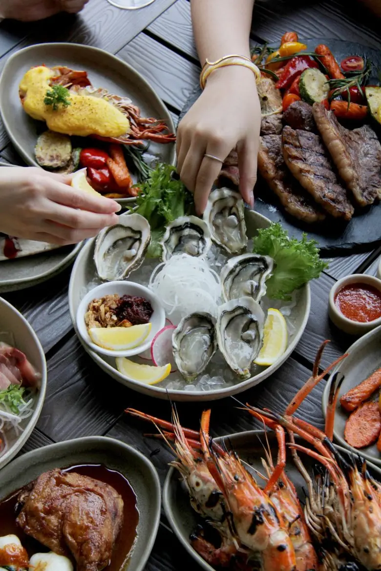 Royal Orchid Sheraton Riverside Hotel Ban...