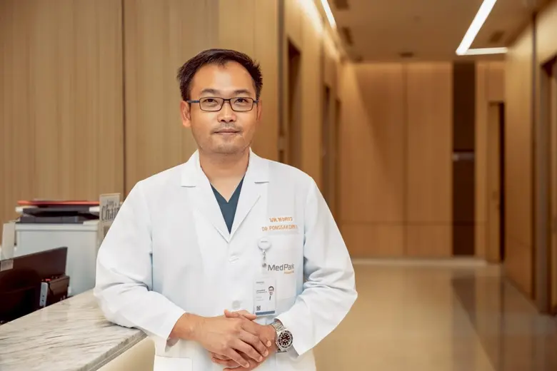 แค่ล้มเบา ๆ ก็เสี่ยงหัก รู้ทัน 'กระดูกพรุน' ภัยเงียบของผู้สูงอายุ