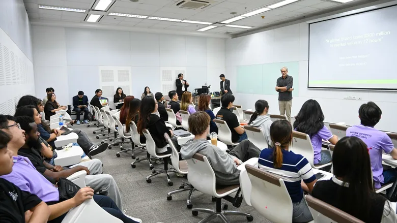 ดาต้าเซ็ต จับมือ มหาวิทยาลัยกรุงเทพ หลักสูตรนานาชาติ ผลักดัน Media Intelligence และ Social Listening จากโลกธุรกิจสู่ห้องเรียน