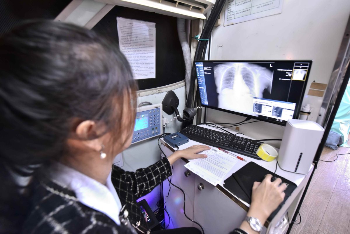 กนอ. ผนึก แอสตร้าเซนเนก้า ยกระดับดูแลปอดเชิงรุก ลงพื้นที่ GC และ เอสซีจี คัดกรอง-เอกซเรย์ AI ตรวจพบเร็ว รักษาไว