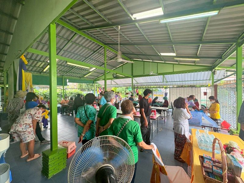 นายสมบัติ กนกทิพย์วรรณ ผู้อำนวยการเขตดอนเมือง กทม. ...