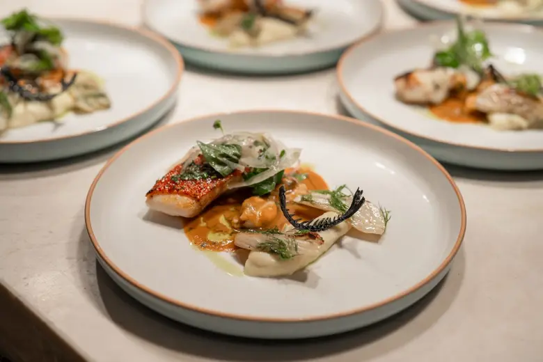 JW Marriott Khao Lak Resort & Spa รีสอร์ตริมชายหาดร...