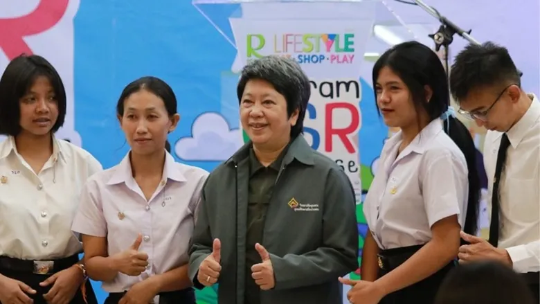 โรบินสันไลฟ์สไตล์ ยกระดับศูนย์การค้าสู่ "แพลตฟอร์มแห่งการเติบโต" เชื่อมรัฐ-เอกชน-ชุมชน เสริมแกร่งเศรษฐกิจในพื้นที่ มุ่งสร้างรายได้สู่ชุมชนกว่า 2.6 ล้านบาท ภายในครึ่งปีแรก 2569
