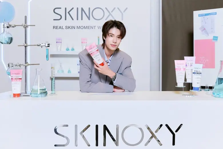 SKINOXY เปิดตัว "ภูวินทร์" นั่งแท่นพรีเซนเตอร์ผิวใสคนแรก ในงาน "Real Skin Moment with PHUWIN x SKINOXY" แฟนคลับแห่ซัพพอร์ตแน่นงาน