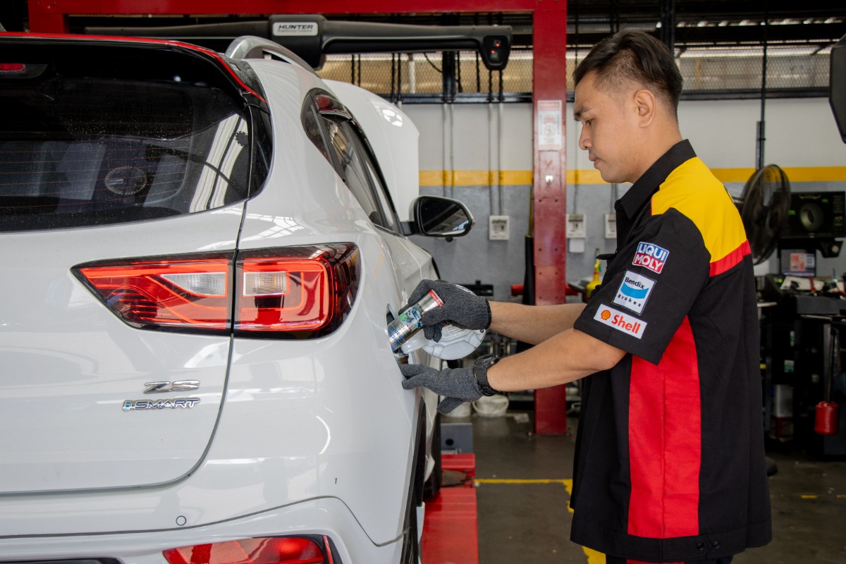 COCKPIT x LIQUI MOLY Launch "Love Your Car, Save Your World" with Free Injector Cleaning for Police Vehicles in Chonburi