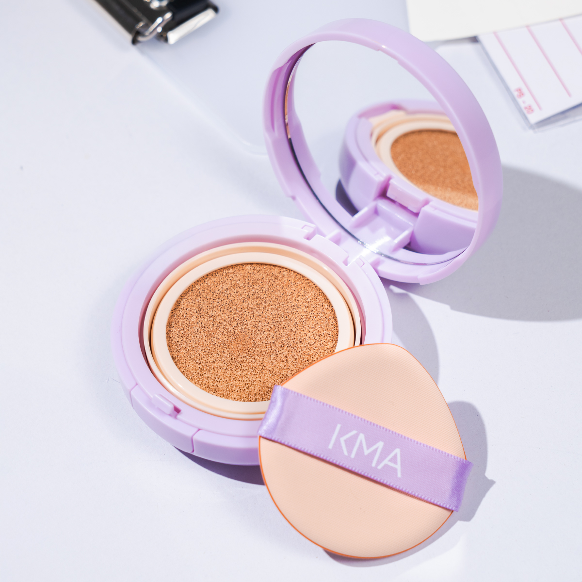 เผยผิวแมทท์ไม่เซ็ตแป้งกับ MAKE ME MATTE CUSHION ใหม่ล่าสุดจาก KMA