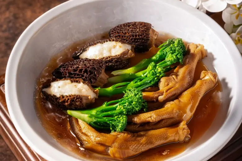 Wah Lok Cantonese Restaurant at Carlton Hotel Bangk...