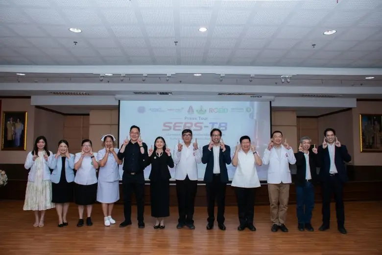ในสมรภูมิด้านสาธารณสุขและการขับเคลื่อนเศรษฐกิจสุขภา...