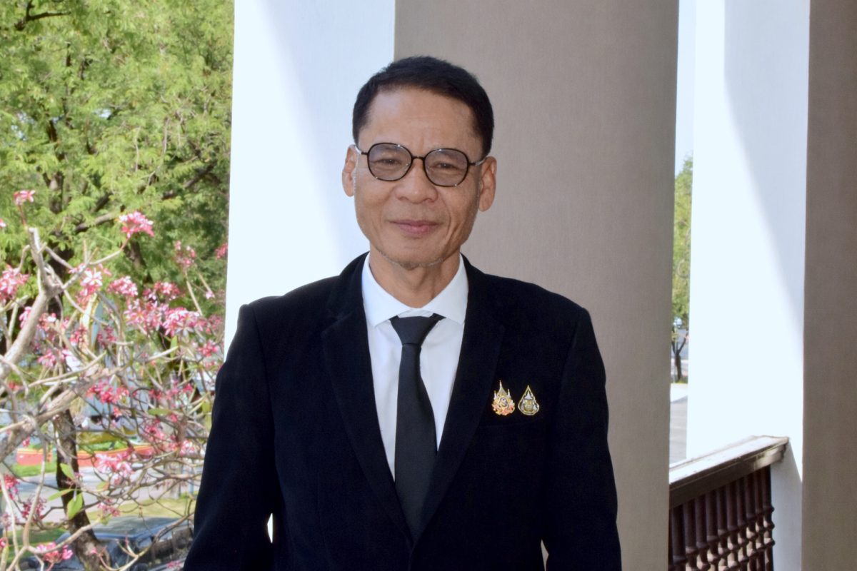นายชนุดม เพชรสังข์ รองผู้อำนวยการ รักษากา...