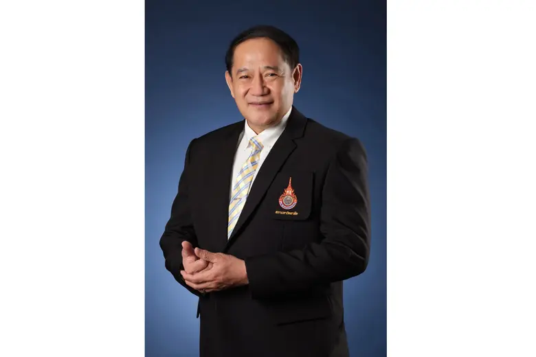 รศ.ดร.สมหมาย ผิวสอาด อธิการบดี มหาวิทยาลั...