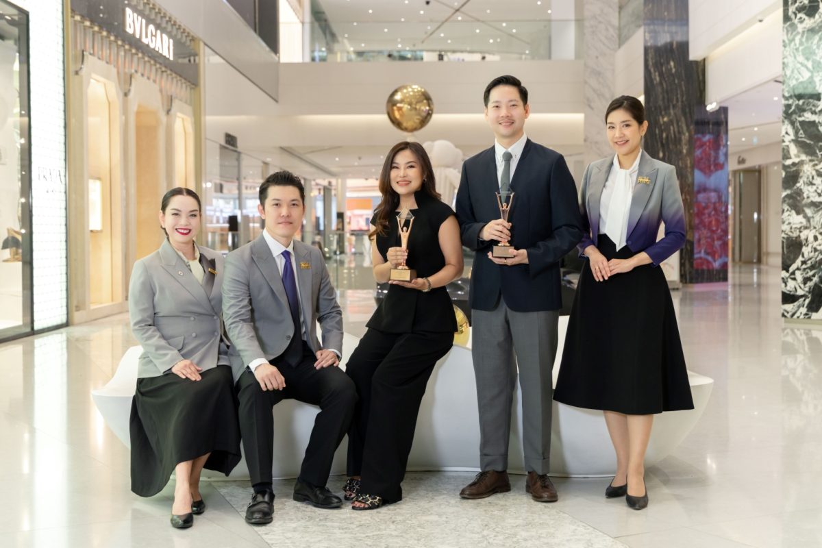 Siam Piwat wins two international accolad...