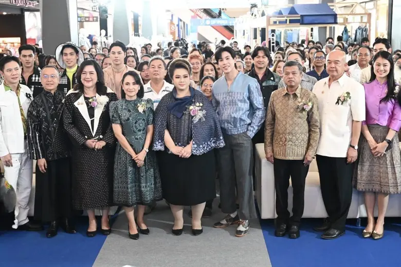 ณ ศูนย์การค้าเซ็นทรัลหาดใหญ่ จังหวัดสงขลา นางสาวศุภ...