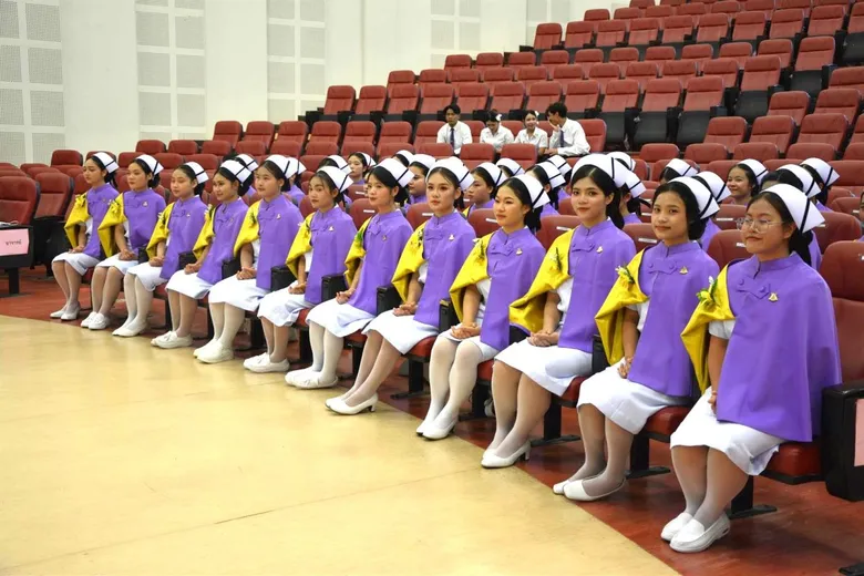 มหาวทยาลัยพะเยา จัดพิธีมอบใบประกาศนียบัตร หลักสูตรประกาศนียบัตรผู้ช่วยพยาบาล รุ่นที่ 9