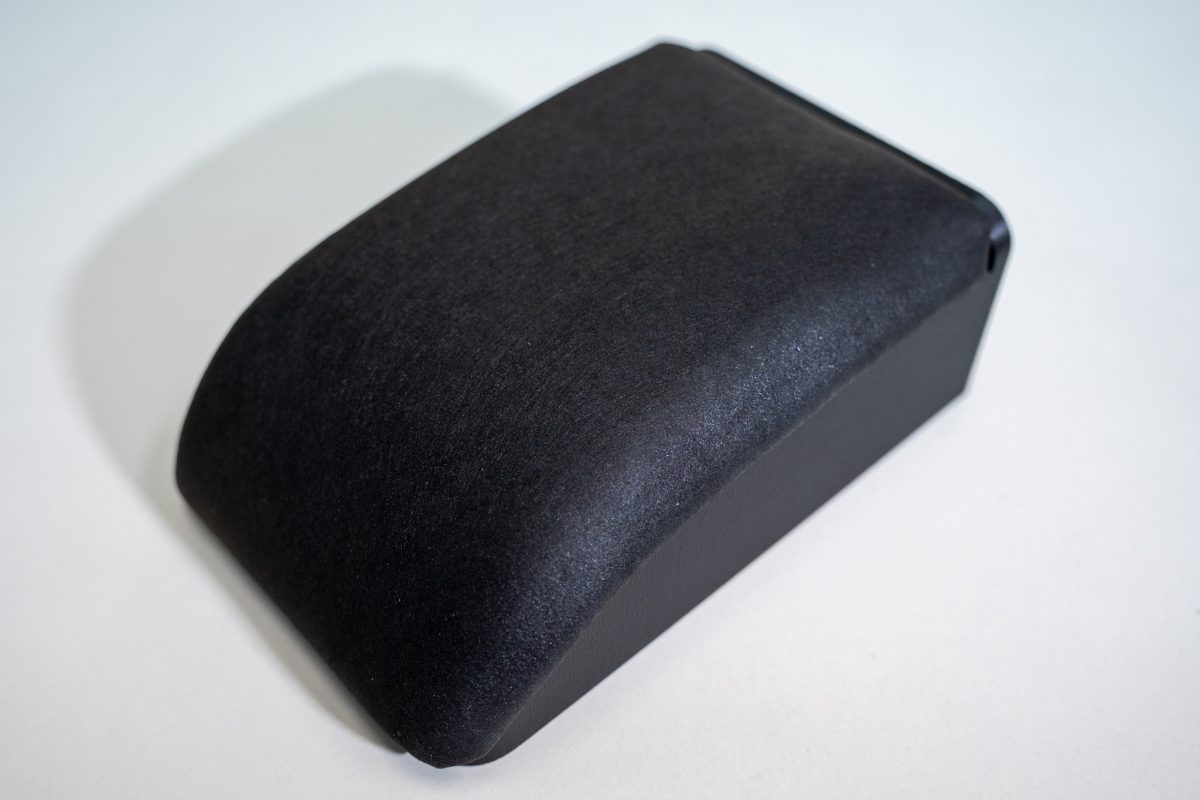 Demonstrates 3D fiber-based manufacturing...