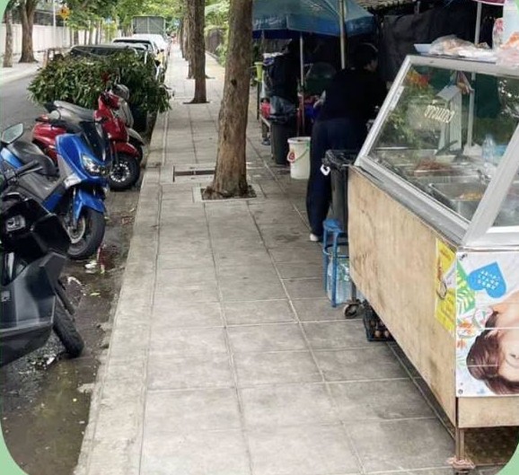 นายธวัชชัย แพงไทย ผู้อำนวยการเขตสาทร กทม....