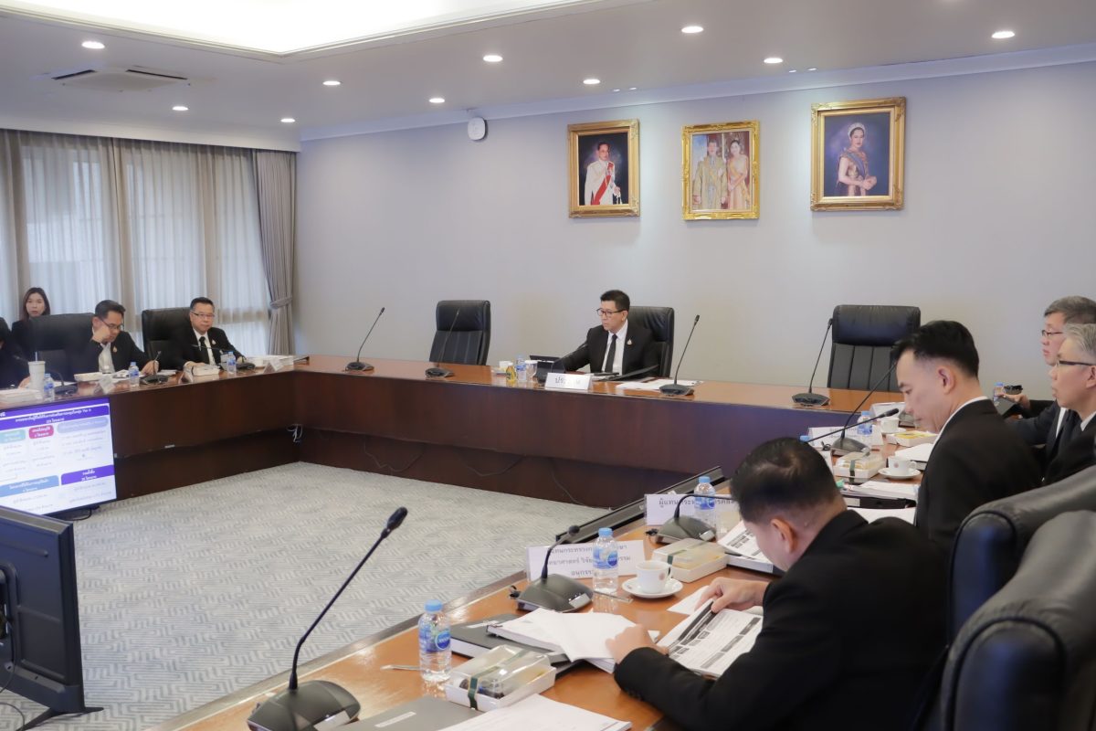 "เอกนิติ" นั่งหัวโต๊ะประชุมบีโอไอ อนุมัติ...