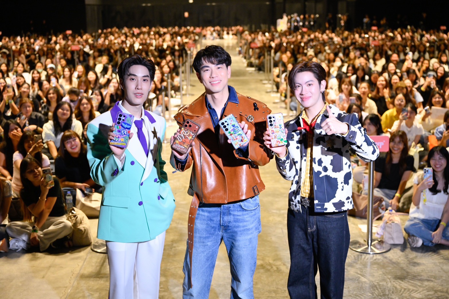 เติ้ล-เฟิร์สวัน ขับ Sport Car ธีม Buzz Lightyear เปิดตัวเคสคอลเลคชั่น TOY STORY 5 SHEEP เปิดพื้นที่รวมพลแฟนคลับสร้างโมเม้นต์สุดพิเศษ ในงาน SHEEP 555