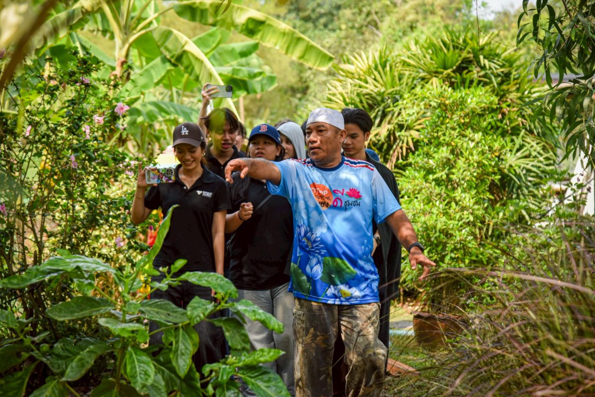ม.กรุงเทพ ผนึก ชุมชนคลองสามและไทยเบฟ ปั้นชุมชนต้นแบบ "Green Living Lab" เรียนรู้จากพื้นที่จริง สู่การท่องเที่ยวยั่งยืน