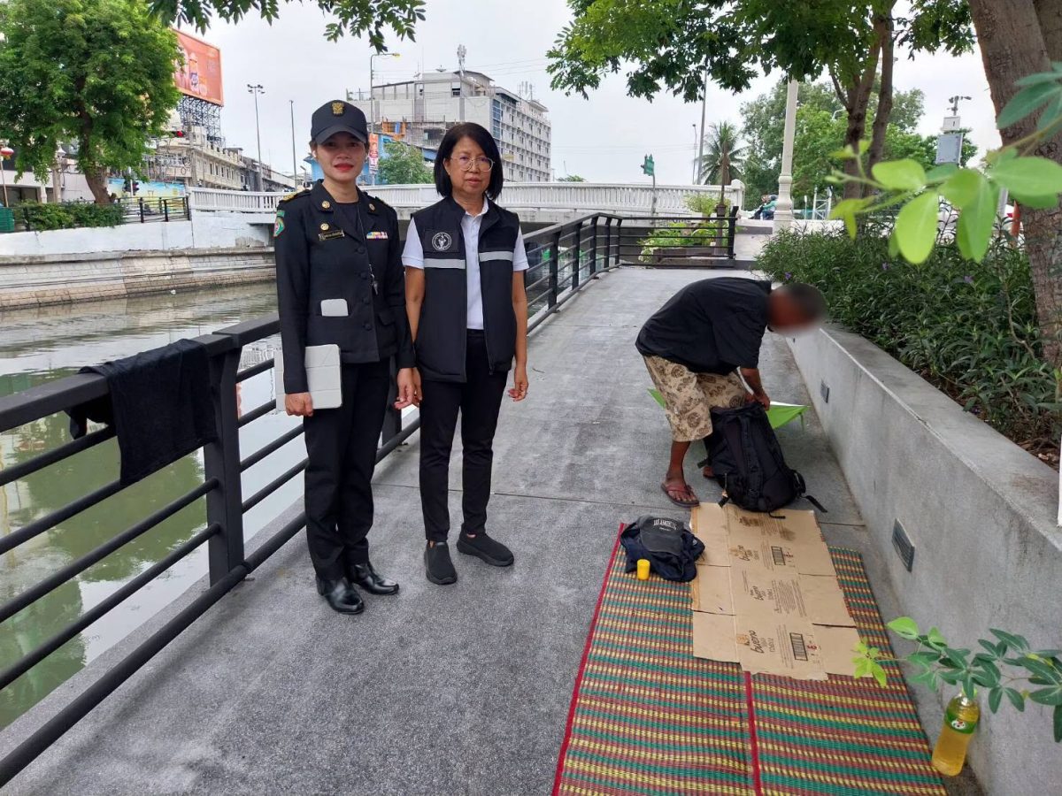 นางพรพัน วัฒนสินธุ์ ผู้อำนวยการเขตบางรัก ...
